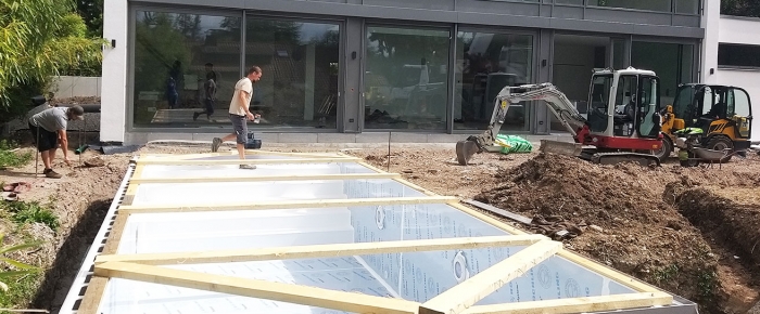 Polypropylene swimming pool